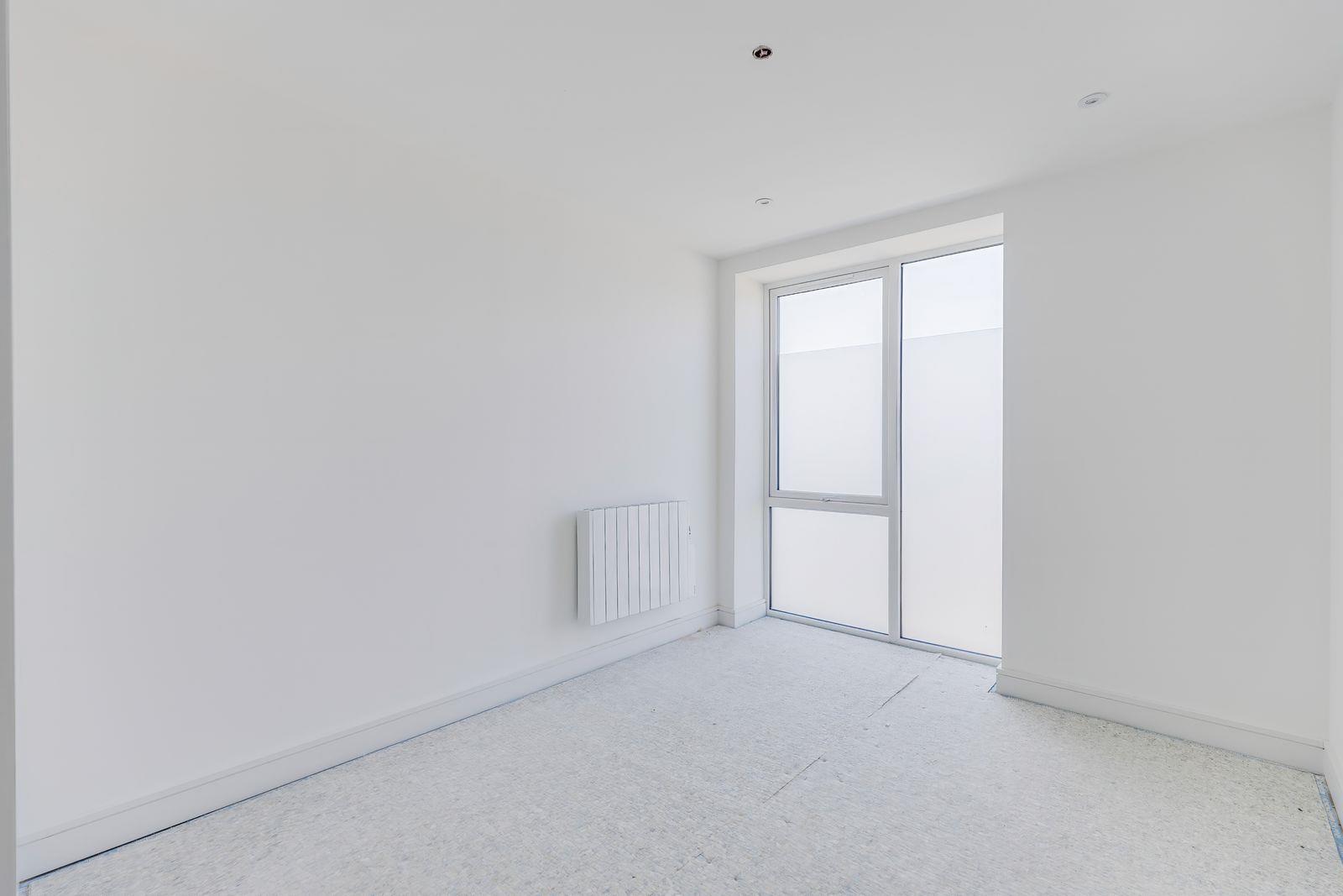 Apartment 14, Windsor Gardens, 56A, Windsor Road Penarth, Vale of Glamorgan CF64 1JJ